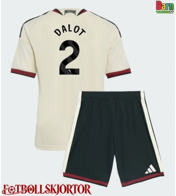 Manchester United Diogo Dalot #2 Tredje Kläder Barn 2026-27 Kortärmad (+ Korta byxor)